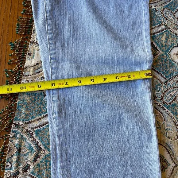 Dana Buchman Straight black label jeans light wash slight taper ankle size 6 - Picture 11 of 15